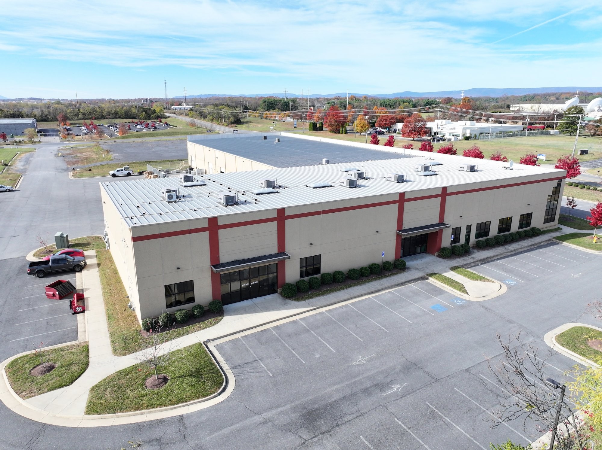 Commercial flex building at 131 Frogale Court in Winchester, Virginia