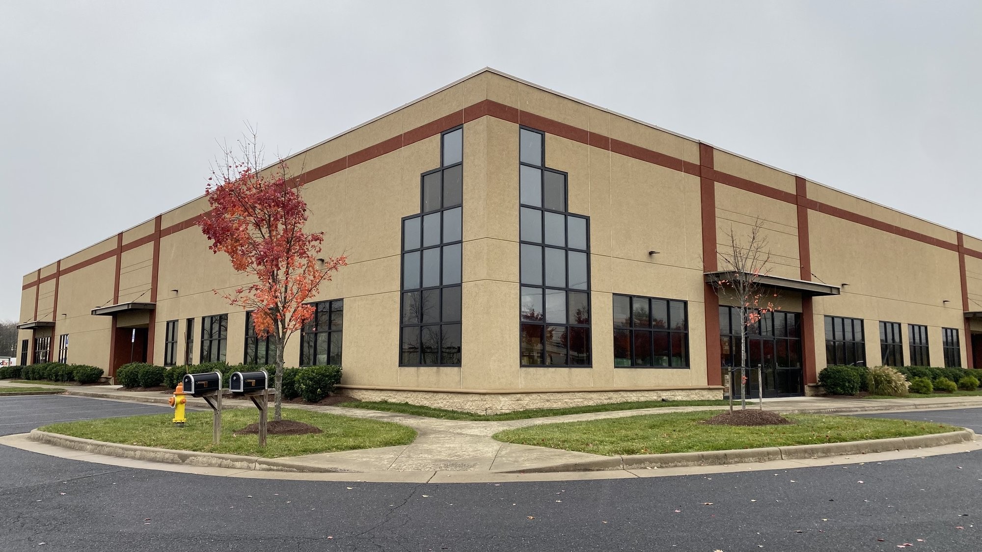 Flex building frontage with office glazing and commercial entrances in Winchester, Virginia